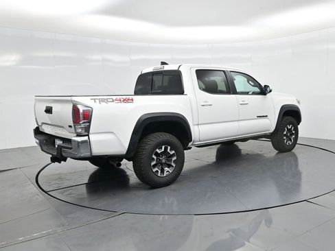 Used 2023 Toyota Tacoma TRD Off-Road image 17