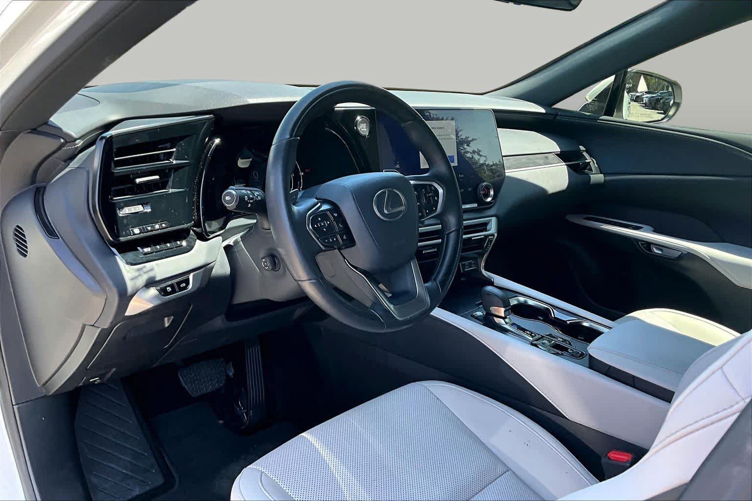 Used 2024 Lexus RX 350 Premium w/ Cold Area Package FWD image 18