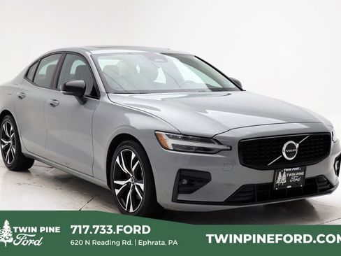Used 2024 Volvo S60 B5 Core FWD image 1