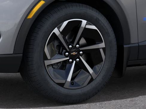 New 2026 Chevrolet Equinox EV LT FWD image 9