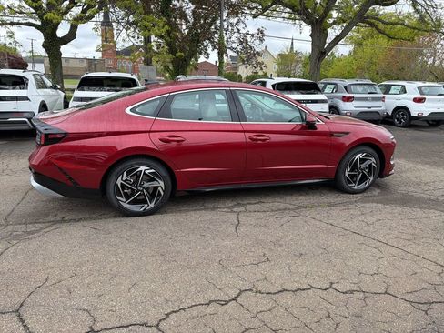 New 2026 Hyundai Sonata SEL FWD image 8