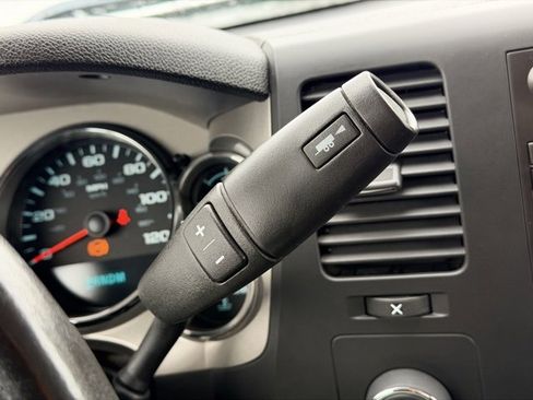 Used 2013 GMC Sierra 1500 SLE w/ Power Tech Package image 9