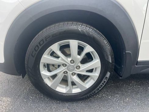 Used 2019 Hyundai Tucson SE w/ Cargo Package FWD image 5