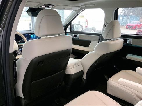 Used 2025 Hyundai Santa Fe Calligraphy image 34