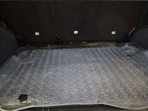 Used 2012 Jeep Wrangler Unlimited Sport image 34