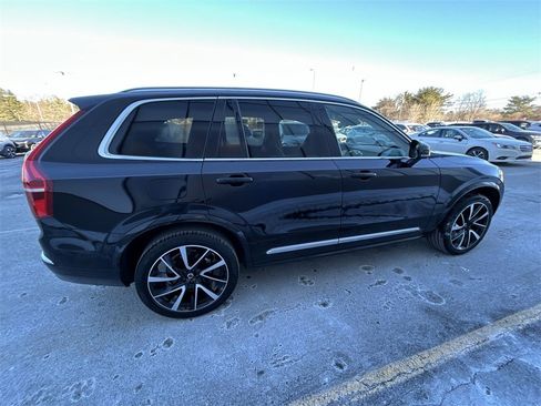 Certified 2023 Volvo XC90 B6 Plus image 9