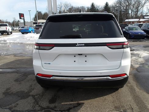 Used 2022 Jeep Grand Cherokee Limited 4xe w/ Luxury Tech Group II image 6