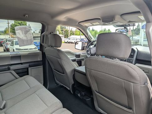 Used 2019 Ford F150 XLT w/ Equipment Group 302A Luxury AWD/4WD image 34