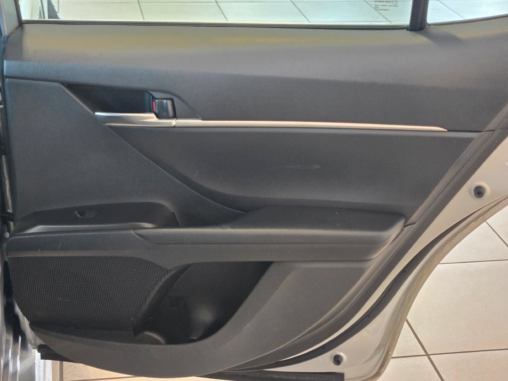 Used 2024 Toyota Camry SE FWD image 9