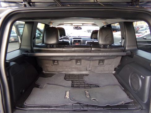 Used 2012 Jeep Liberty Limited Jet w/ Comfort/Convenience Group image 16