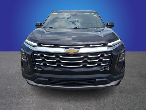 Used 2026 Chevrolet Equinox LT FWD image 2