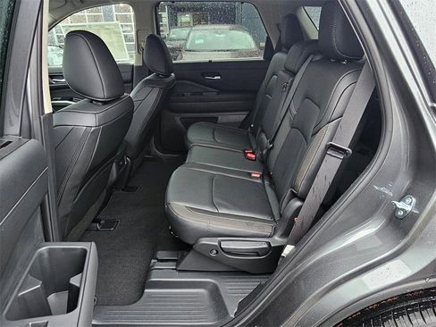 New 2025 Nissan Pathfinder SL w/ Lighting Package (N92) image 13