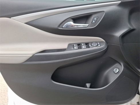 Used 2024 Buick Envista Avenir image 12