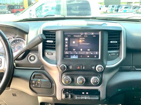 Used 2023 RAM 2500 Big Horn w/ Level 1 Equipment Group AWD/4WD image 19