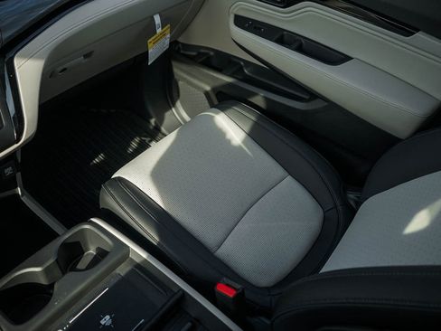 New 2026 Honda Odyssey Elite image 27