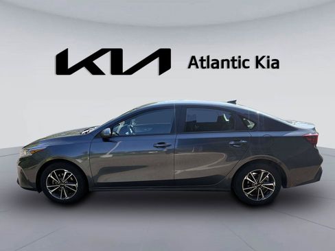 Certified 2023 Kia Forte LXS w/ LXS Technology Package FWD image 11
