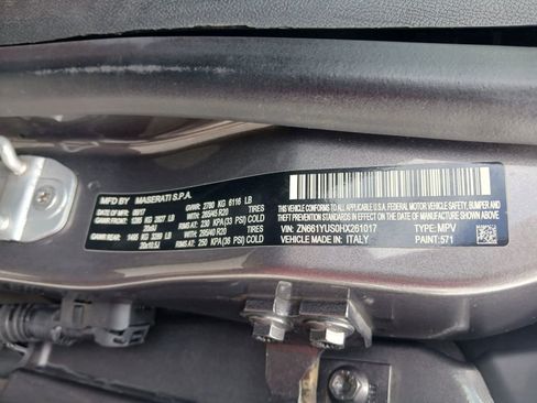 Used 2017 Maserati Levante S AWD/4WD image 8