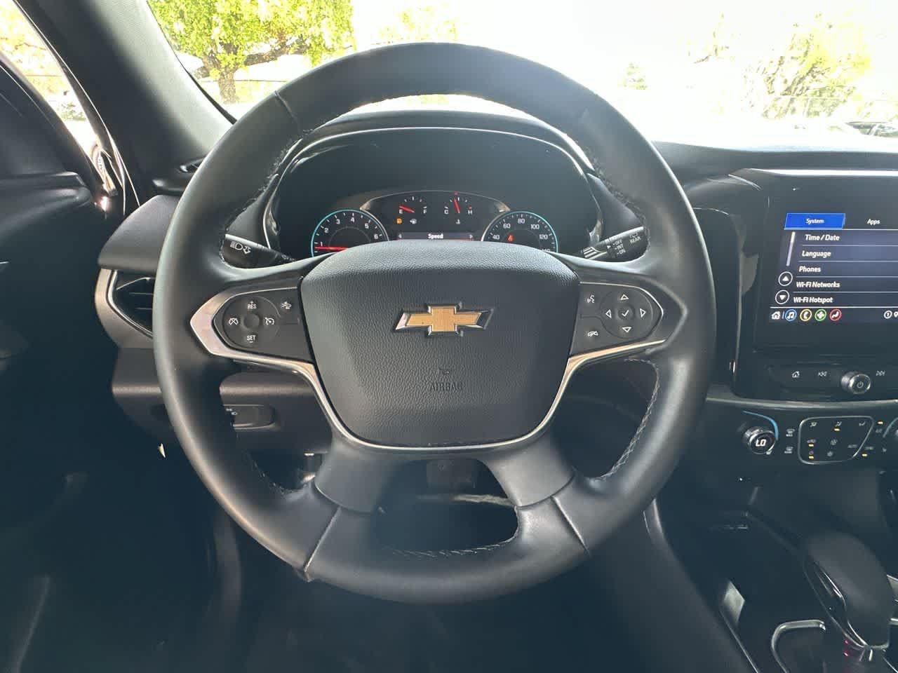 Used 2023 Chevrolet Traverse LT FWD image 15