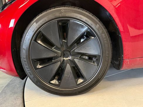 Used 2025 Tesla Model 3 Long Range image 22