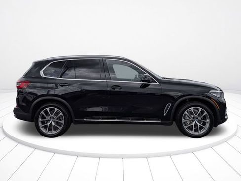 Used 2019 BMW X5 xDrive40i w/ Premium Package 2 AWD/4WD image 2