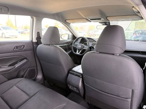 Used 2023 Nissan Altima 2.5 SV FWD image 23