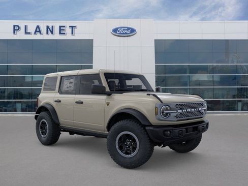 New 2026 Ford Bronco Badlands AWD/4WD image 9