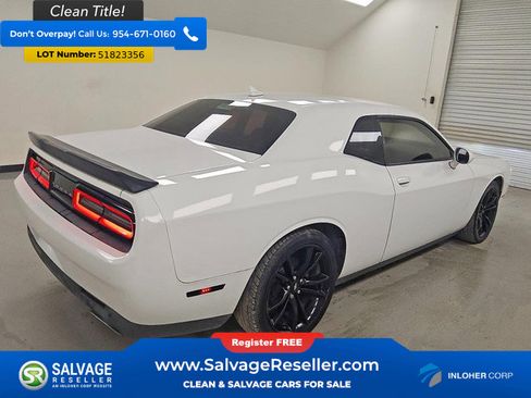 Used 2018 Dodge Challenger SXT Plus RWD image 4
