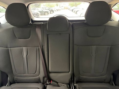 Used 2025 Hyundai Tucson SEL FWD image 39