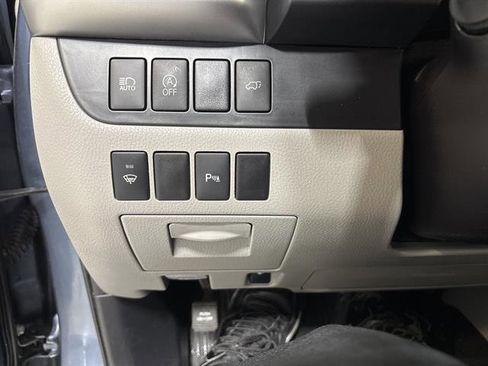 Used 2018 Toyota Highlander Limited image 17