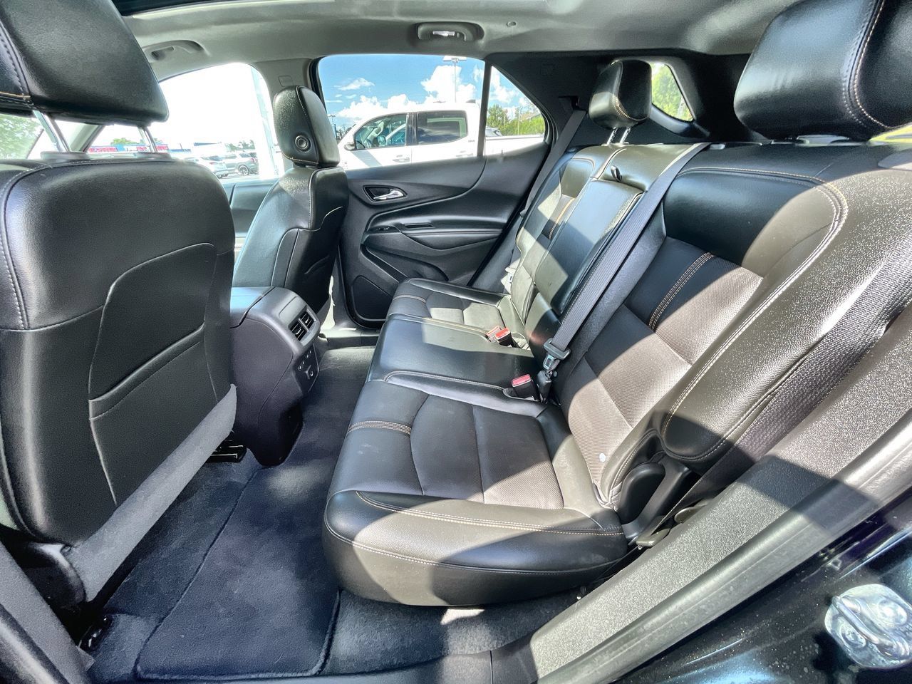 Used 2024 Chevrolet Equinox Premier FWD image 25