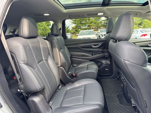 Used 2023 Subaru Ascent Limited w/ Technology Package AWD/4WD image 19