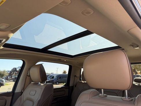 Used 2019 RAM 1500 Limited image 10