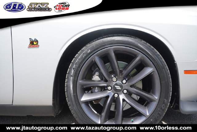 Used 2019 Dodge Challenger R/T Scat Pack RWD image 9