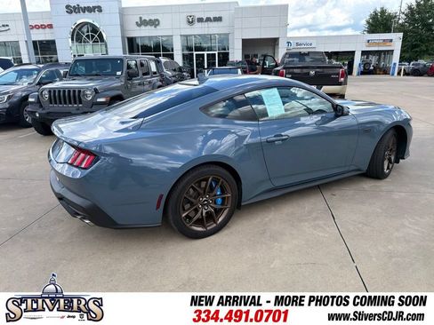 Used 2024 Ford Mustang GT Premium RWD image 17