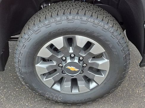 New 2026 Chevrolet Silverado 2500 Custom w/ Custom Convenience Package AWD/4WD image 6