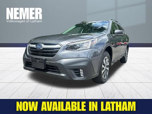 Used 2021 Subaru Outback Premium AWD/4WD image 1