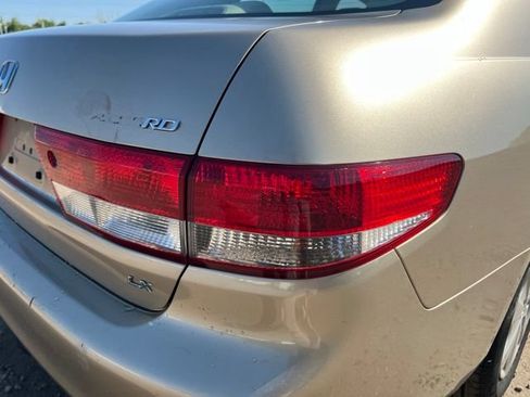 Used 2004 Honda Accord LX image 12