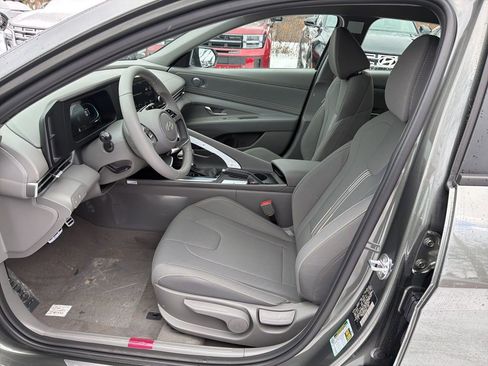 New 2026 Hyundai Elantra Sport FWD image 13
