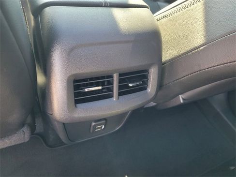 Used 2022 GMC Terrain Denali image 7