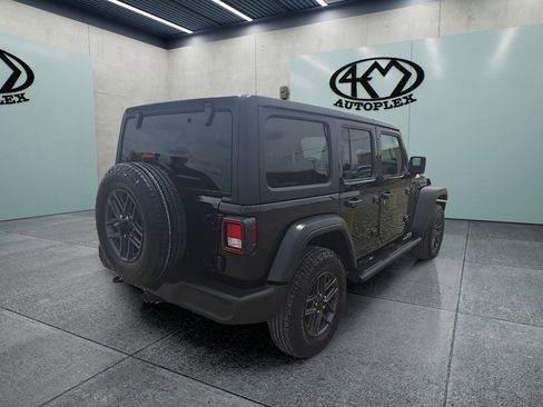Used 2024 Jeep Wrangler Unlimited Sport AWD/4WD image 3