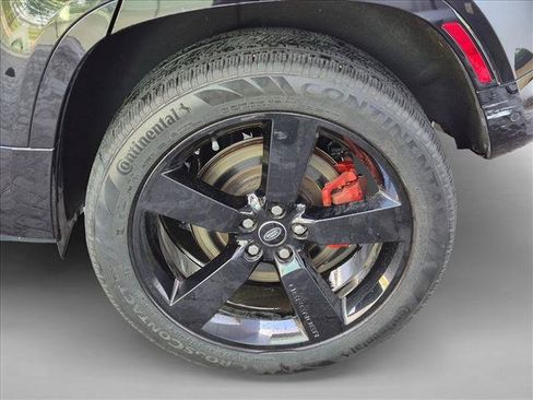 Used 2023 Land Rover Defender 110 X AWD/4WD image 18
