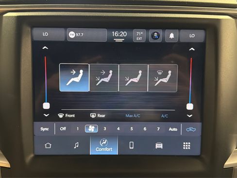 Used 2022 RAM 1500 Warlock AWD/4WD image 29