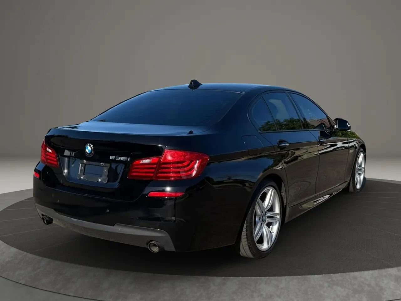 Used 2016 BMW 535i Sedan RWD image 6
