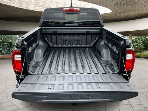 New 2026 GMC Canyon Denali w/ LPO, Denali Black Edition image 6