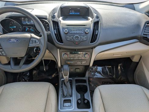 Used 2018 Ford Escape SE image 15