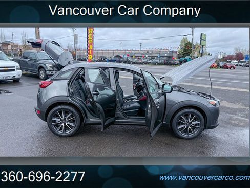 Used 2018 MAZDA CX-3 Touring w/ Preferred Equipment Package image 12