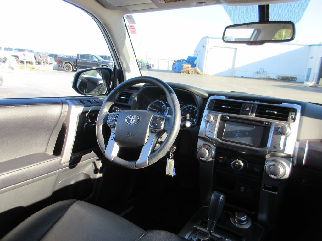 Used 2019 Toyota 4Runner SR5 Premium AWD/4WD image 23