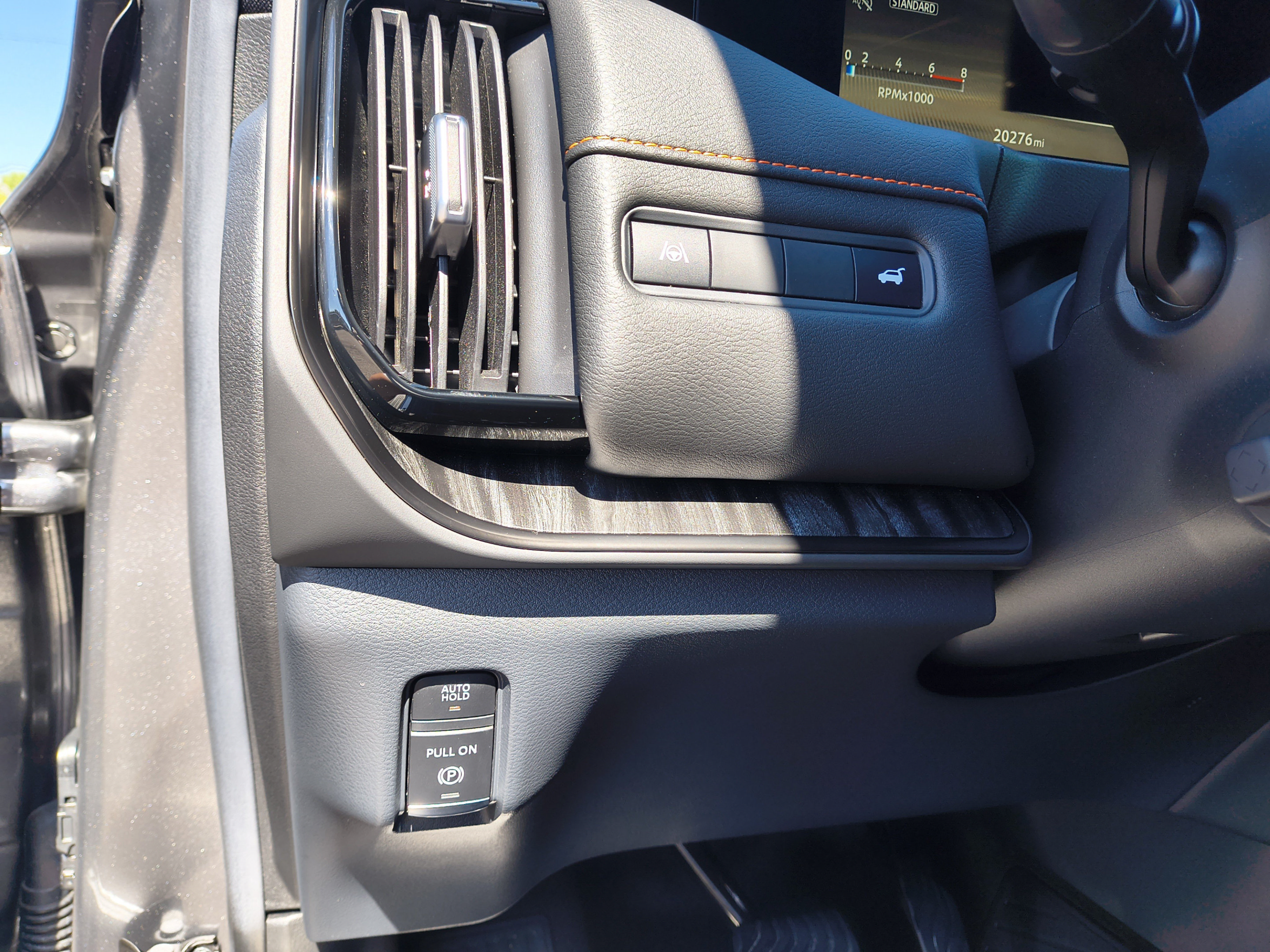 Certified 2025 Nissan Armada PRO-4X w/ Pro-4X Premium Package AWD/4WD image 30