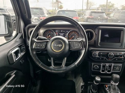 Used 2018 Jeep Wrangler Unlimited Sport S AWD/4WD image 24
