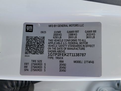 Used 2026 GMC Canyon Denali image 15